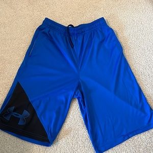 Youth boys large athletic loose shorts